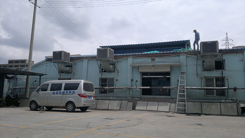 布草洗滌<a href=http://m.juxiangfs.com/photo/jie.html target='_blank'>車間降溫</a> 布草洗滌車間降溫